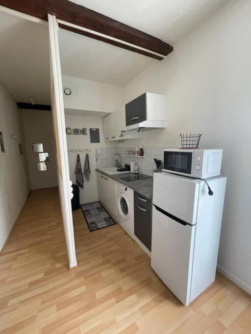 La Minoterie - Bailly Loc Apartment บัวร์ ภายนอก รูปภาพ